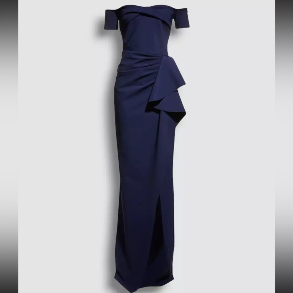 NWT Stunning MIRLA GOWN by *CHIARA BONI LA PETIT ROBE* Size 2 - Retails $1,090
